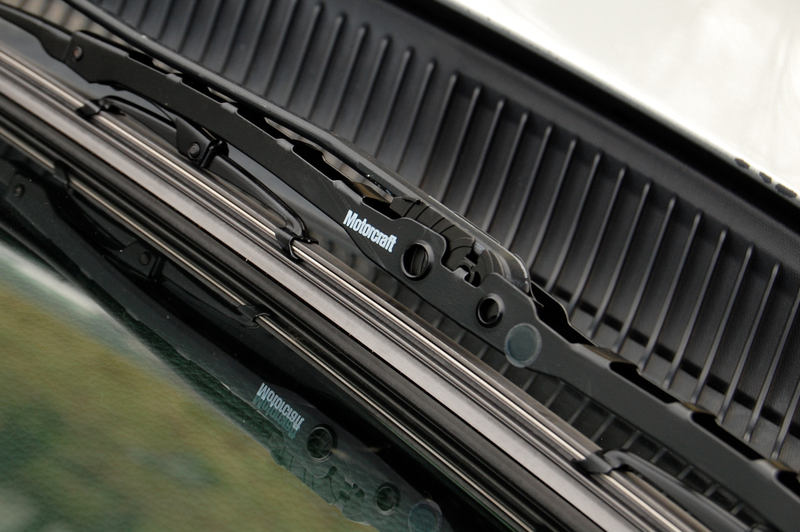 Illustration for article titled Ten Best Auto Upgrades For Under $100